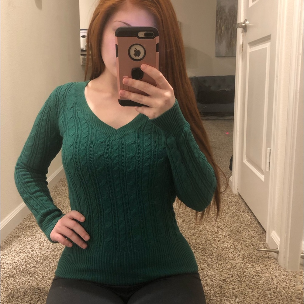 American Eagle Green Sweater